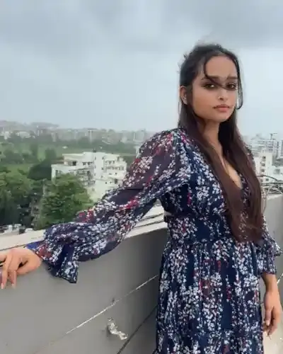 Surat Escort